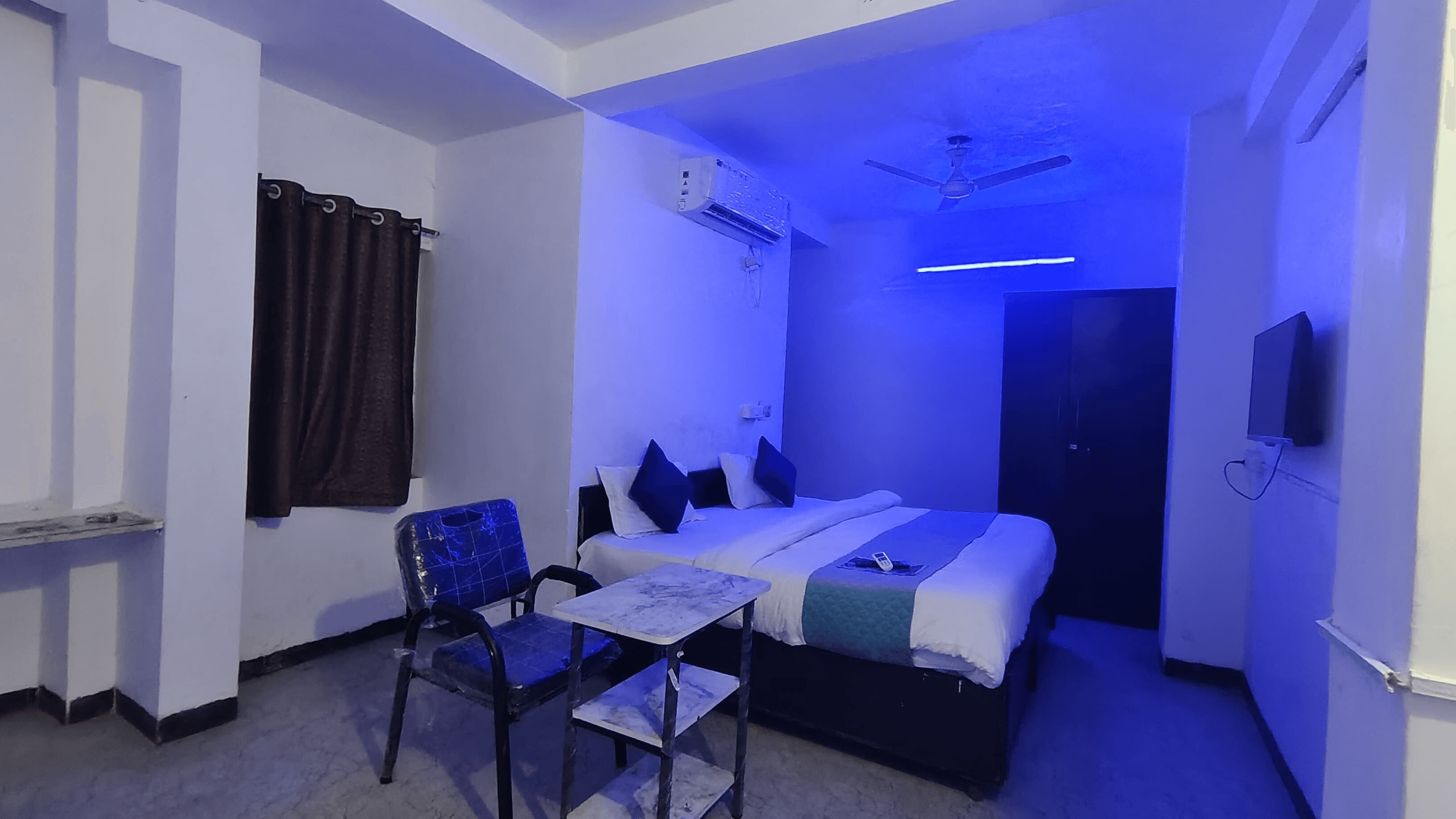 Classic AC Double Bed